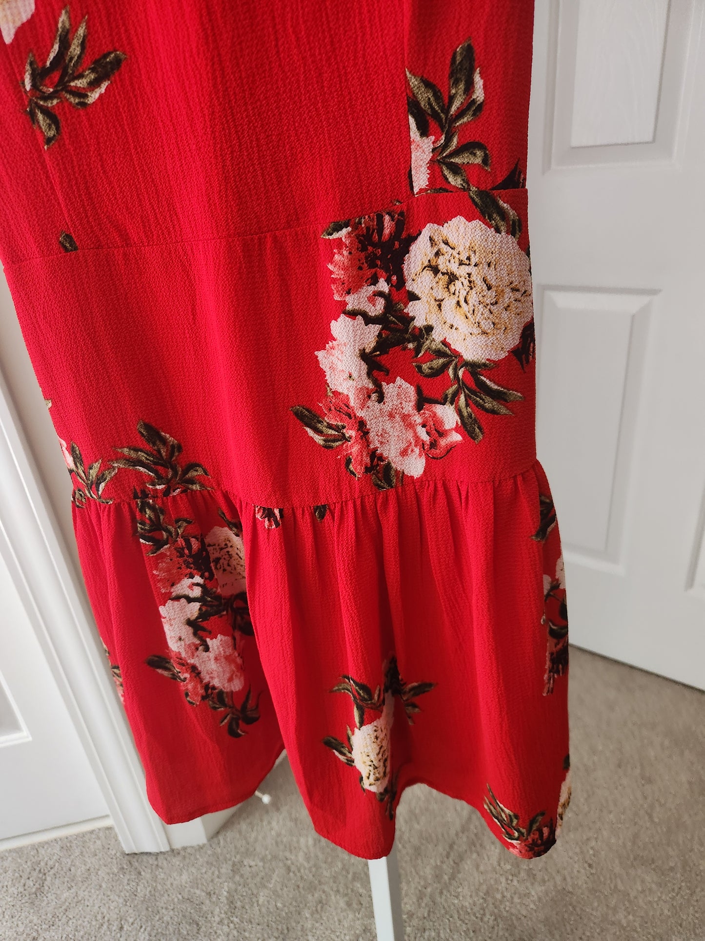 Entro Red Short-Sleeve Floral Drop-Waist Dress with Lace-Up Open Back