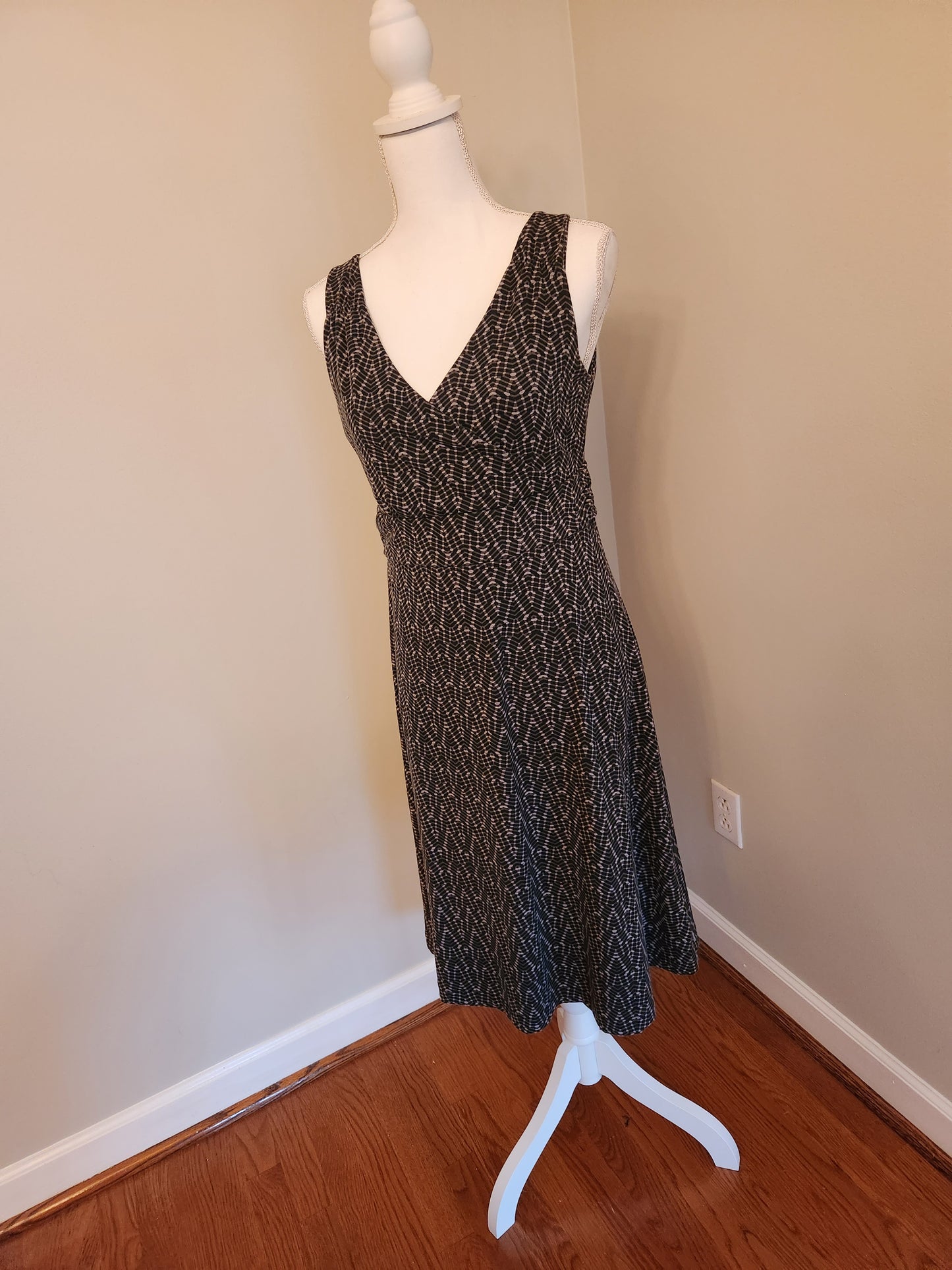 Sleeveless Sheath Dress