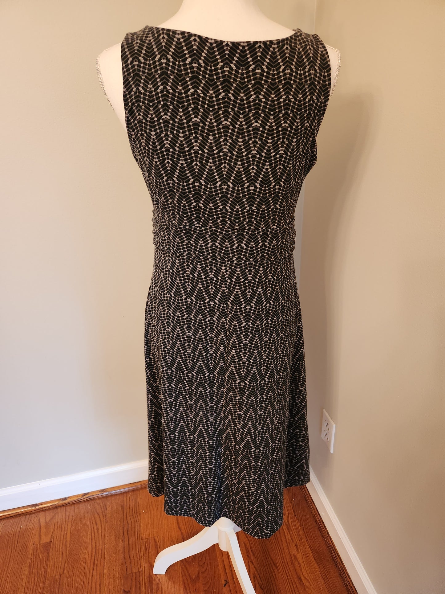 Sleeveless Sheath Dress