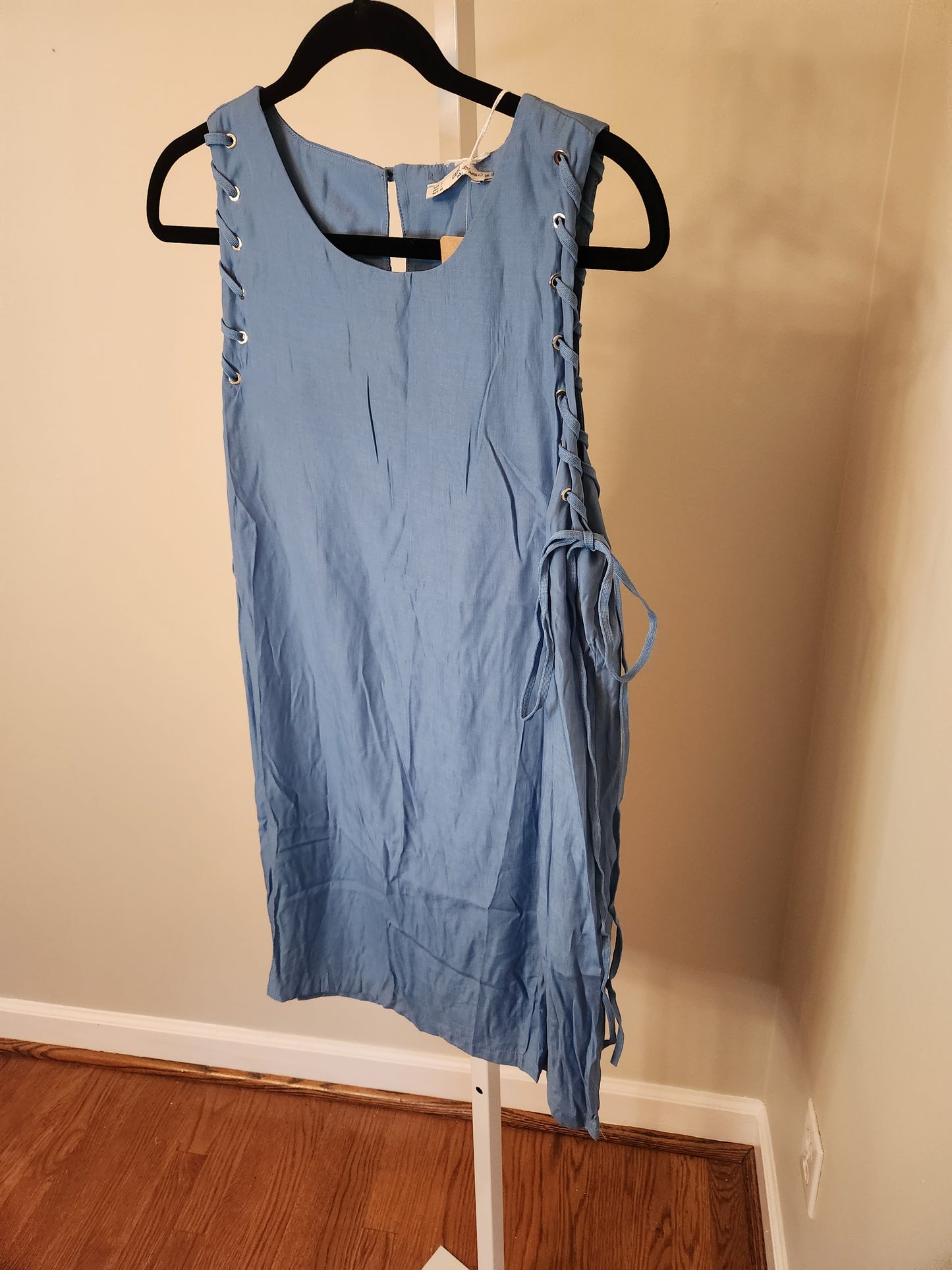 Shift Dress with Side Stitching