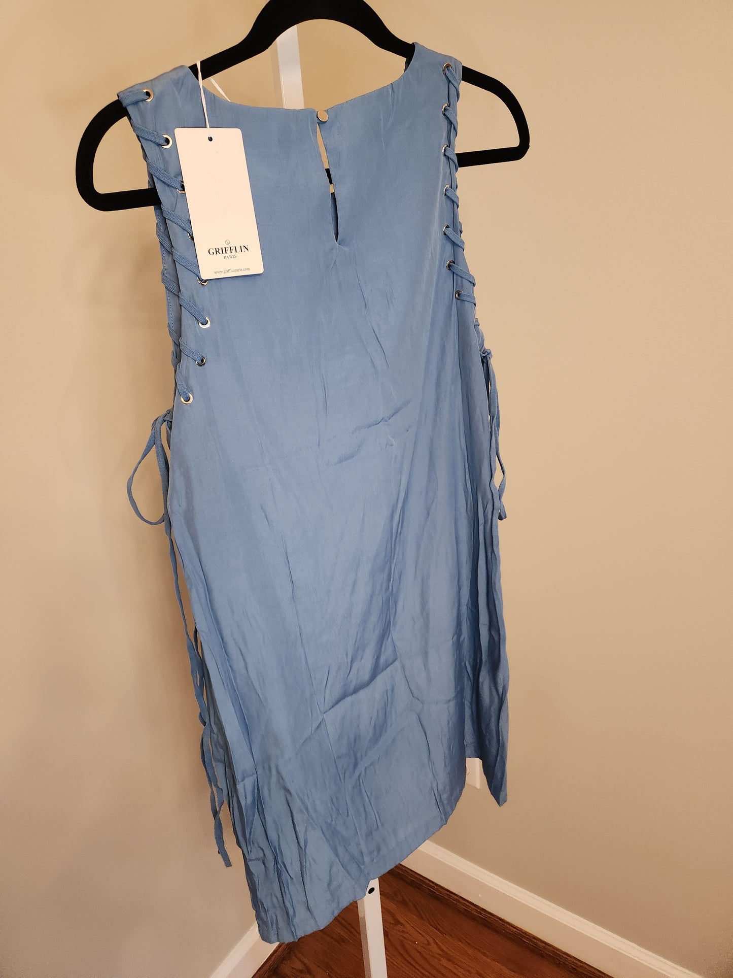 Shift Dress with Side Stitching