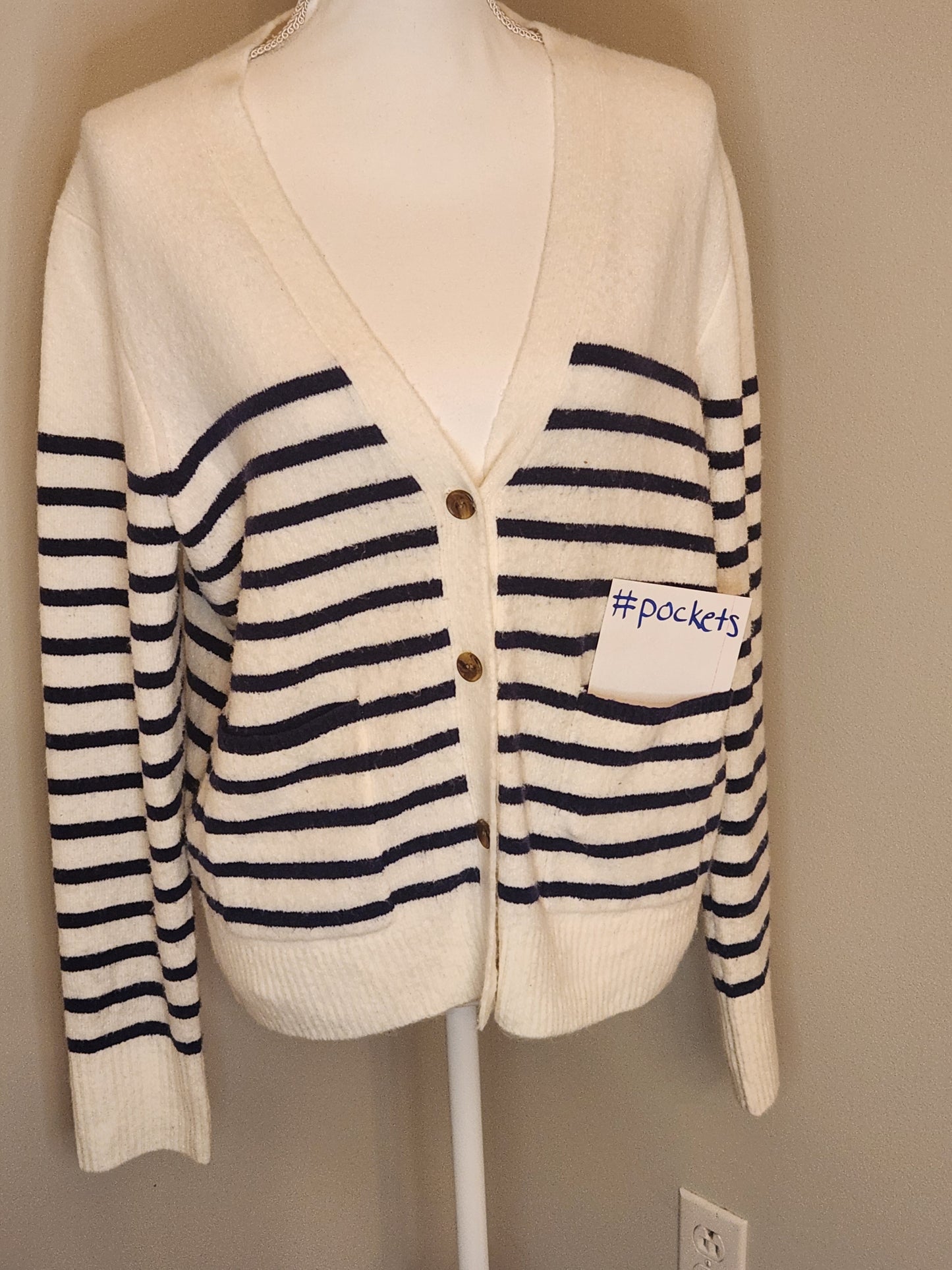 Striped Cardigan #pockets