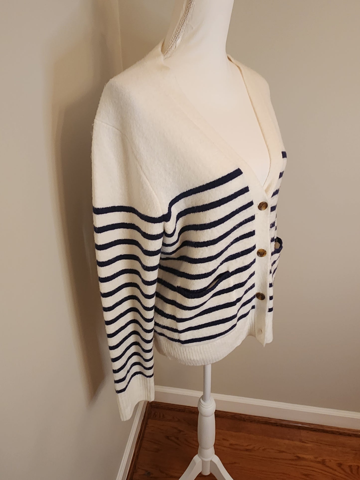 Striped Cardigan #pockets