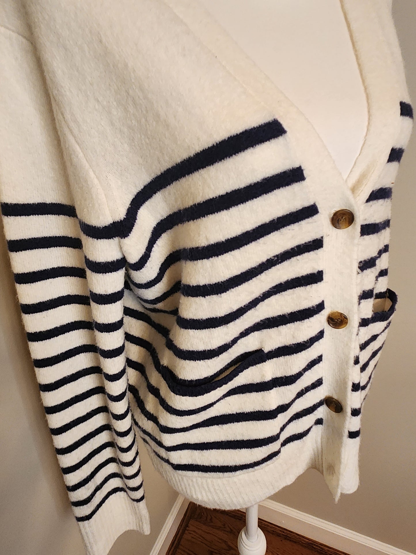 Striped Cardigan #pockets