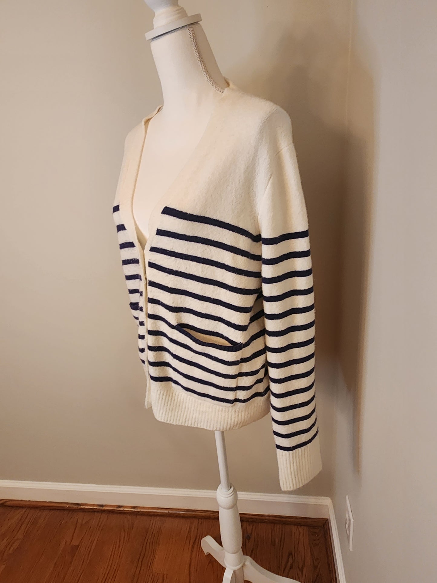 Striped Cardigan #pockets