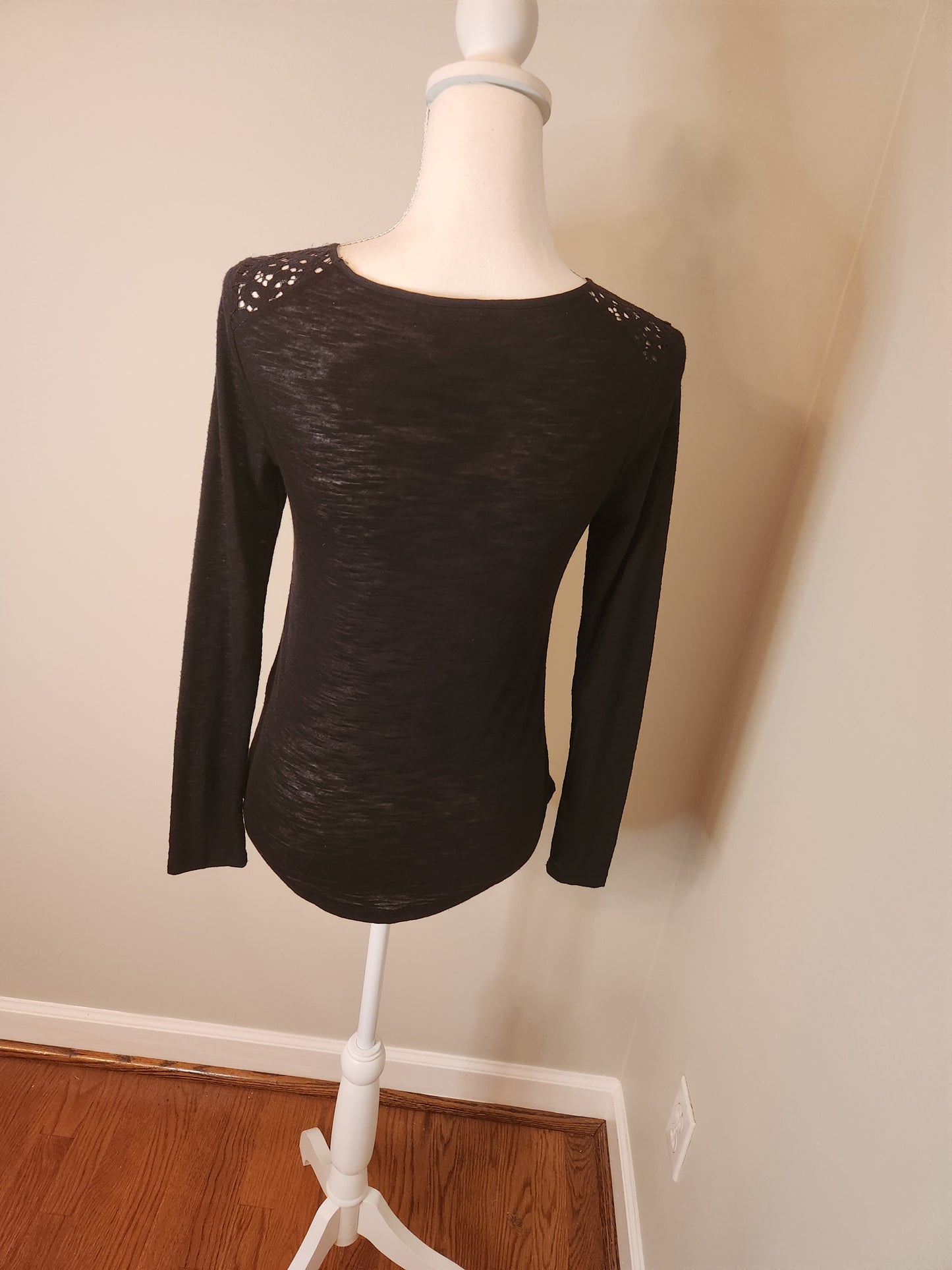 Blouse with lace shoulder detail